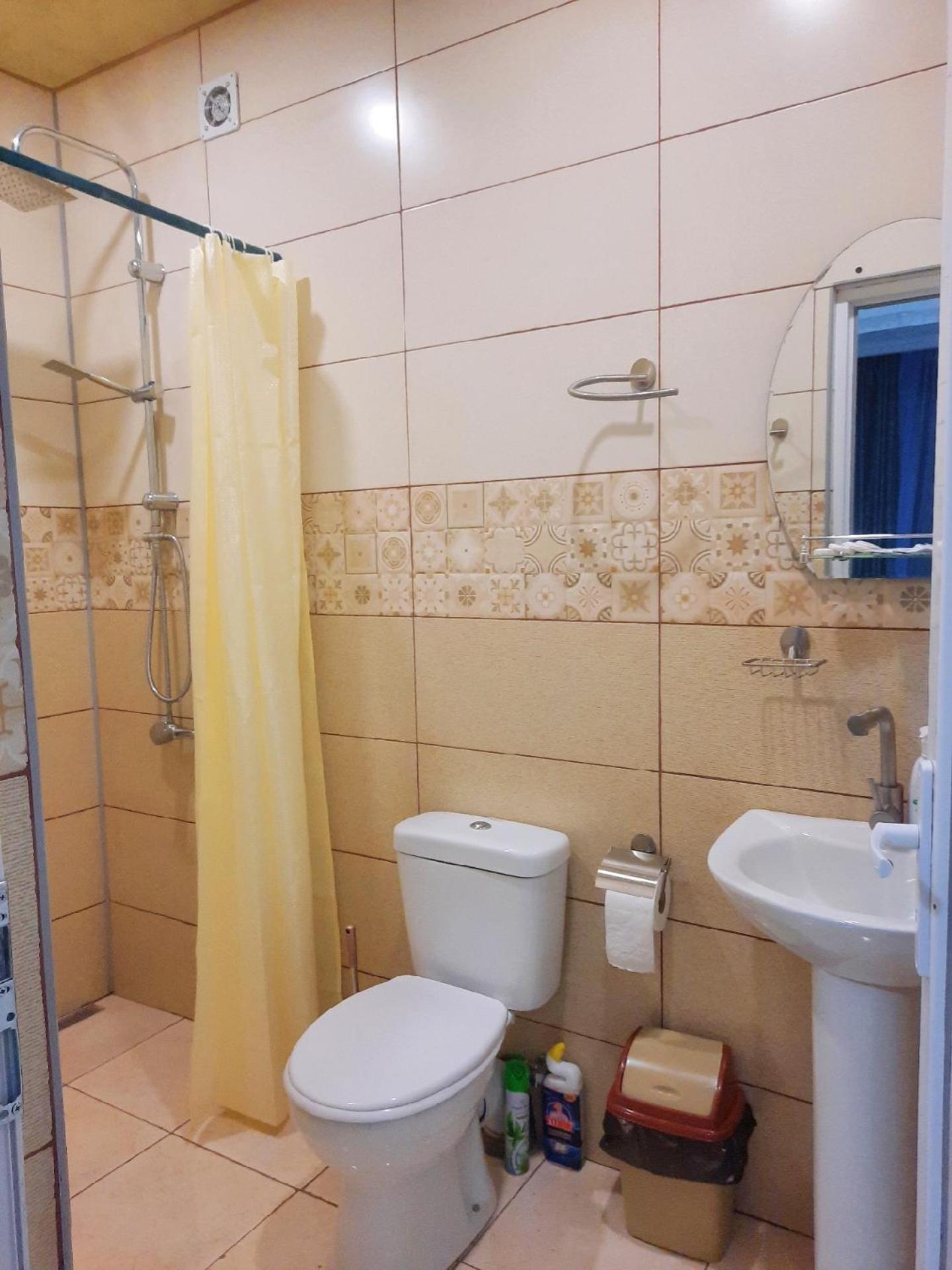 Inaisi Hotel Κουτάισι Δωμάτιο φωτογραφία